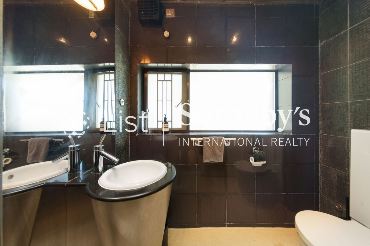 Moorsom Road 睦誠道 | Third En-suite Bathroom