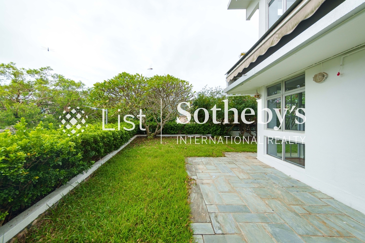 Prospect Point 薇廬 | Private Garden off Living Room