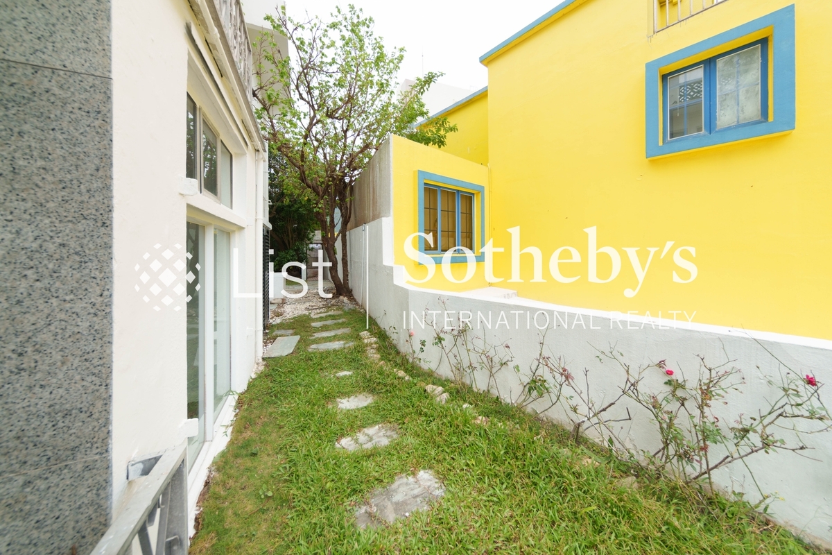 Prospect Point 薇廬 | Side-walk garden