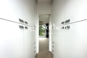 Golden Coast 金灣海岸 | Walk-in Closet in Master Bedroom 