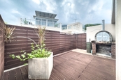 Golden Coast 金湾海岸 | Private Roof Terrace