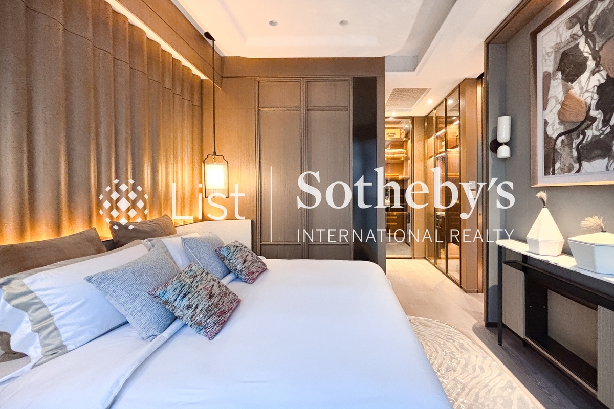 One Central Place One Central Place | Master Bedroom