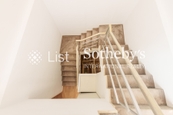 King's Park Hill 京士柏山 | Internal Staircase