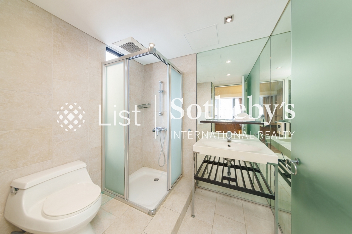King's Park Hill 京士柏山 | Second En-suite Bathroom