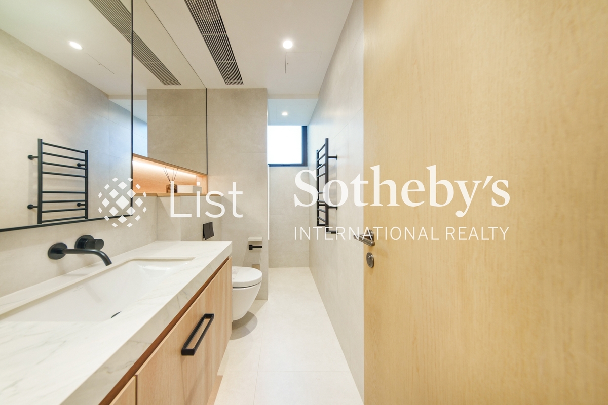 SOLACE SOLACE | Fourth En-suite Bathroom