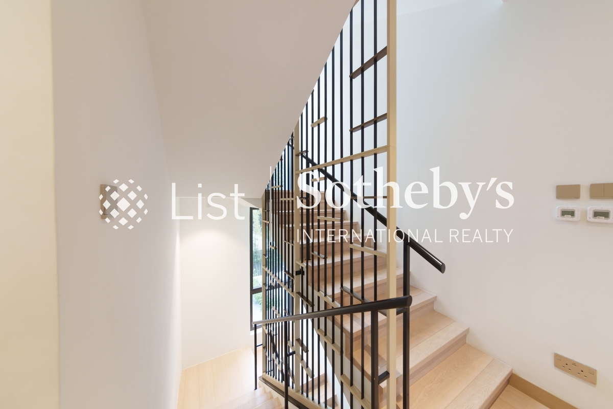 SOLACE SOLACE | Internal Staircase