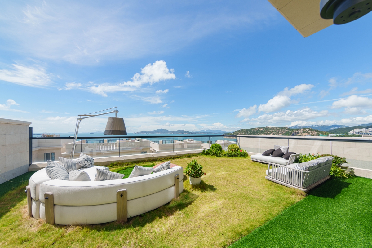 One Stanley One Stanley | Private Garden off Living and Dining Room