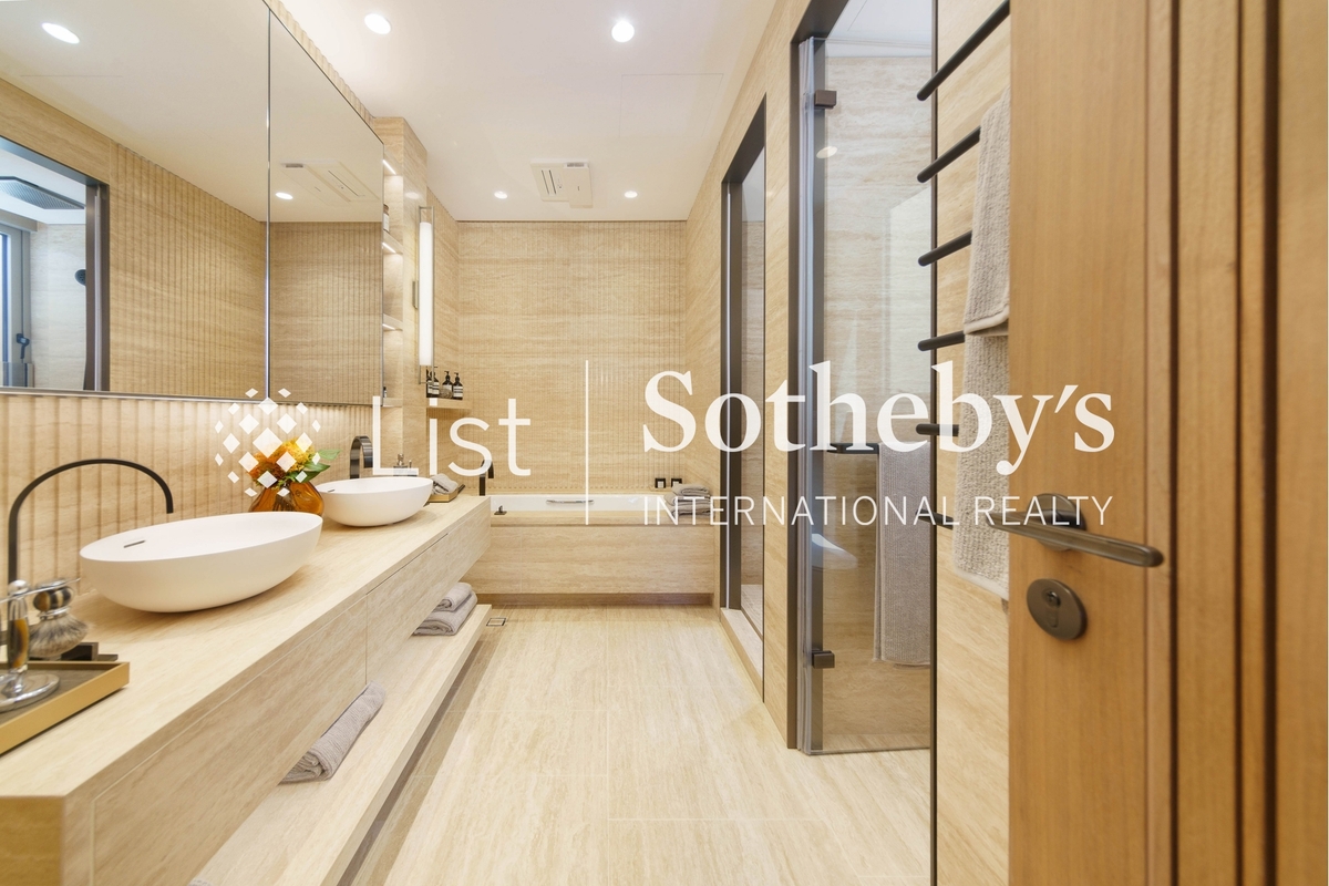 One Stanley One Stanley | Master Bathroom