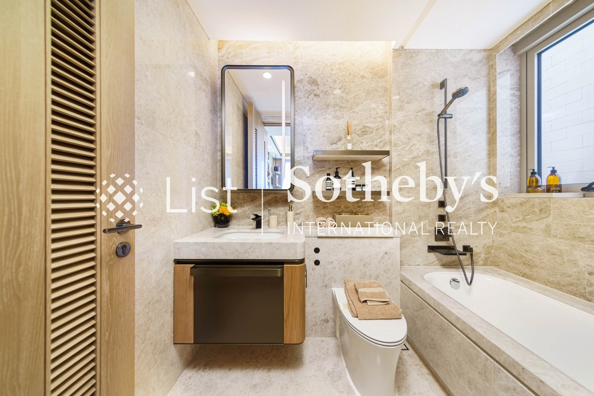 One Stanley One Stanley | Second En-suite Bathroom