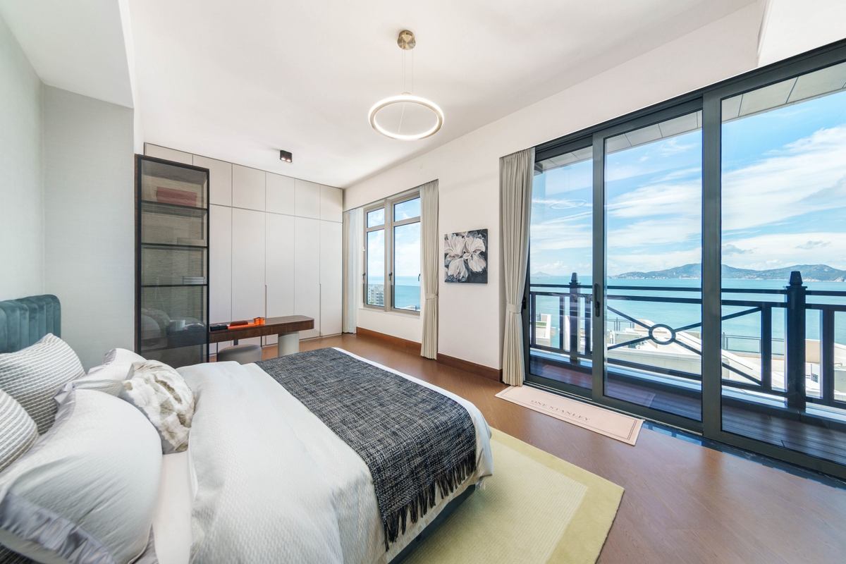 One Stanley One Stanley | Master Bedroom