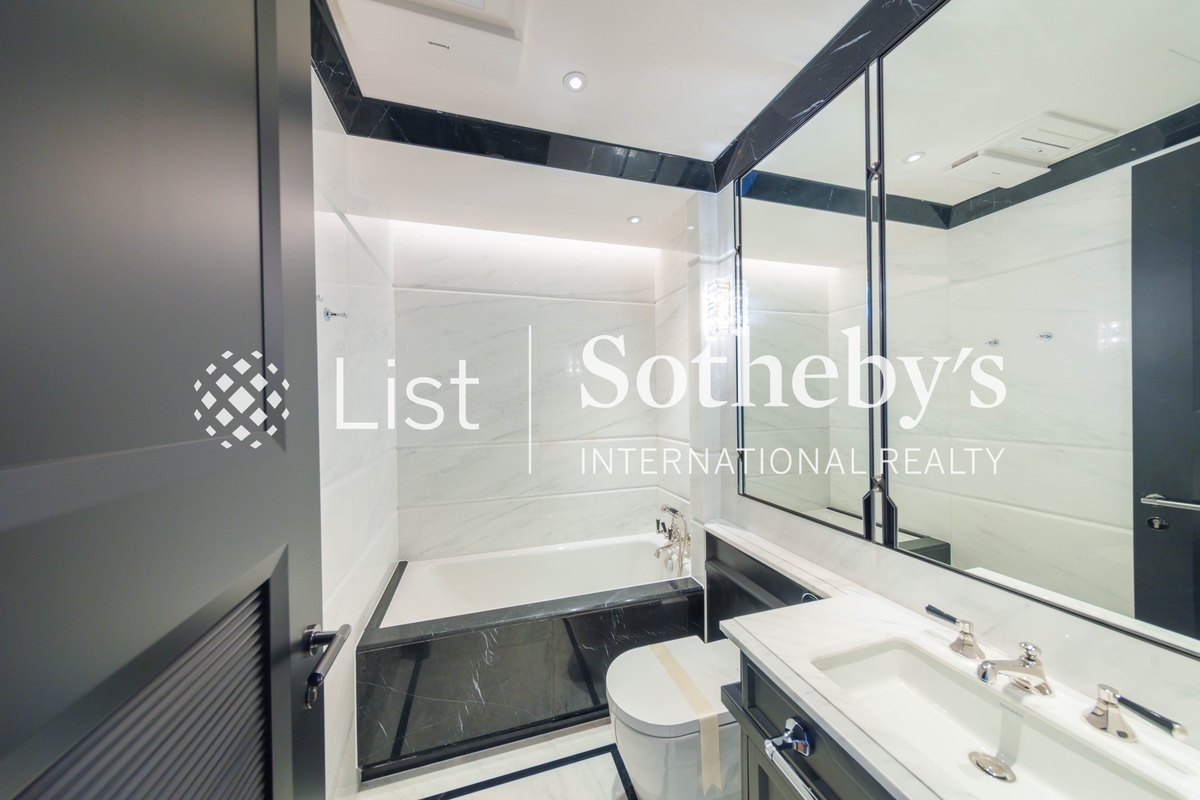 One Stanley One Stanley | Second En-suite Bathroom