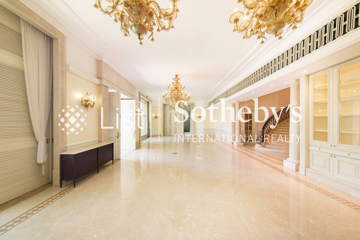 Shouson Hill Road  | Living and Dining Room