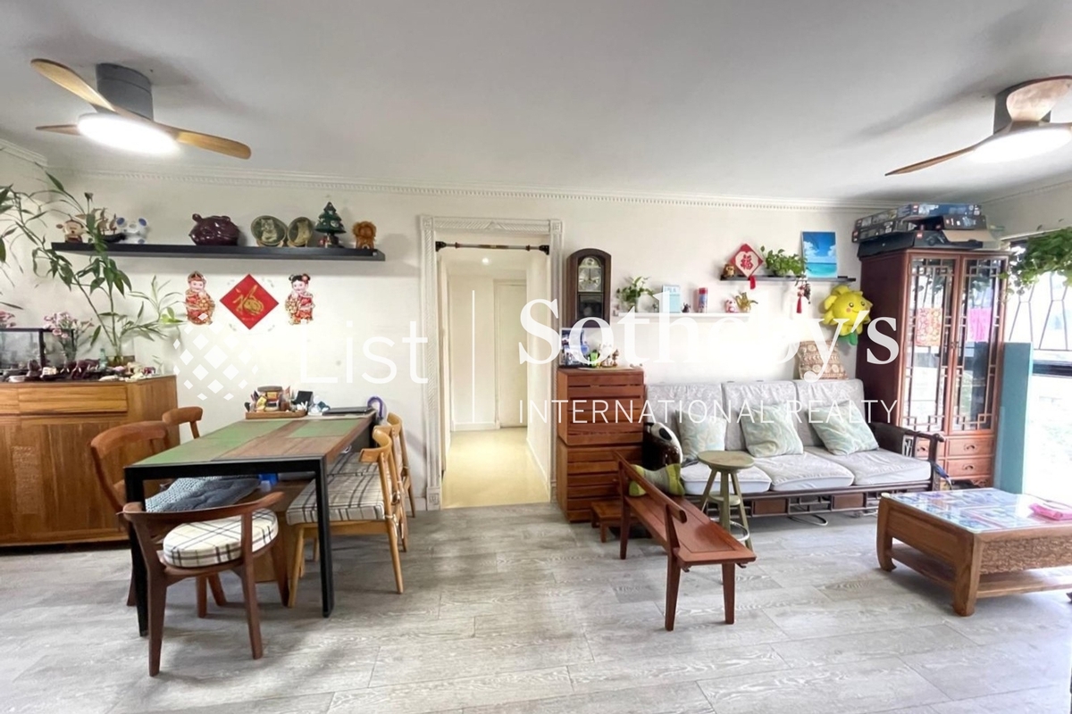 Grandeur Villa 瑰丽新村 | Living and Dining Room