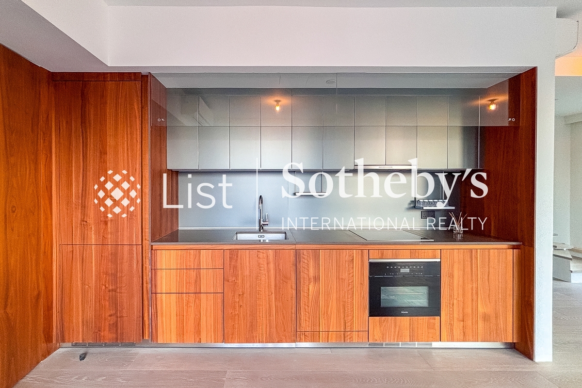 42 Tung St. 42 Tung St. | Open Kitchen
