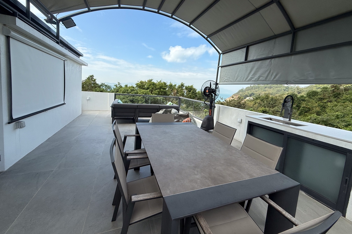 Nga Kau Wan 牙較灣 | Private Roof Terrace