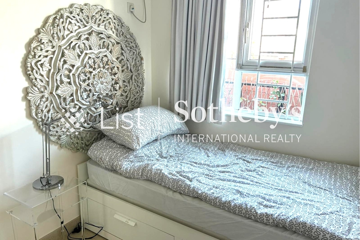 Ho Chung New Village 蠔涌新村 | Second Bedroom