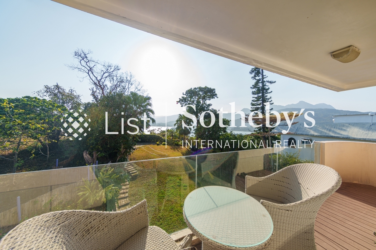 Tso Wo Hang 早禾坑 | Private Terrace off Master Bedroom