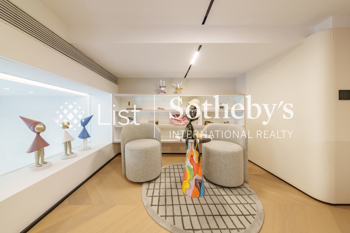 Mount POKFULAM Mount POKFULAM | Dressing Area in Second Bedroom