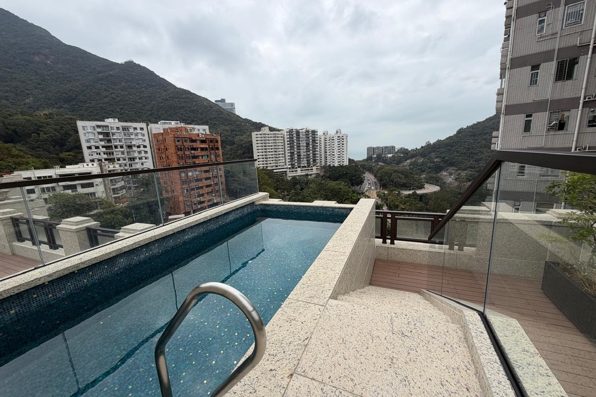 Mount POKFULAM Mount POKFULAM | Private Roof Terrace with Swimming Pool