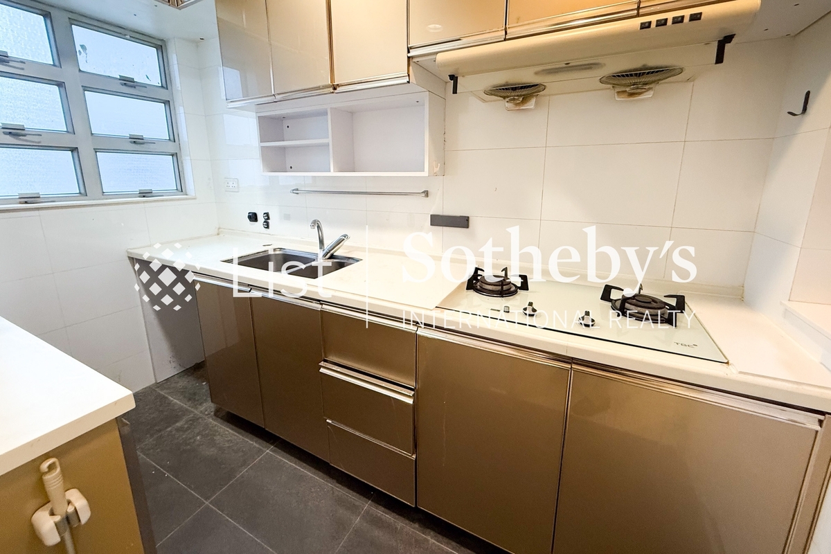King Sing Mansion 景星大廈 | Kitchen