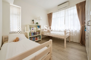 Mount Trio Court 鼎峰大廈 | 