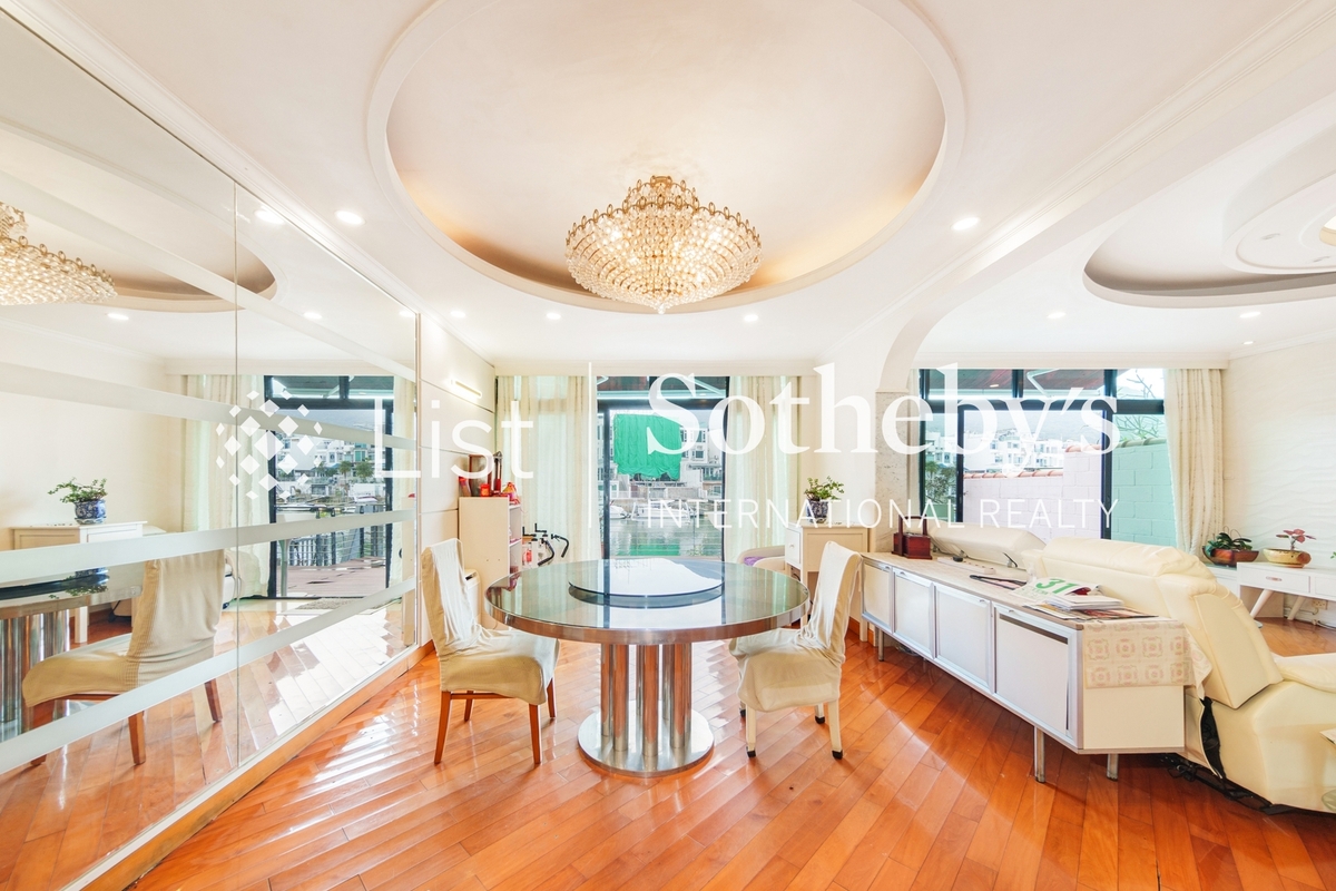 Marina Cove 匡湖居 | Living and Dining Room