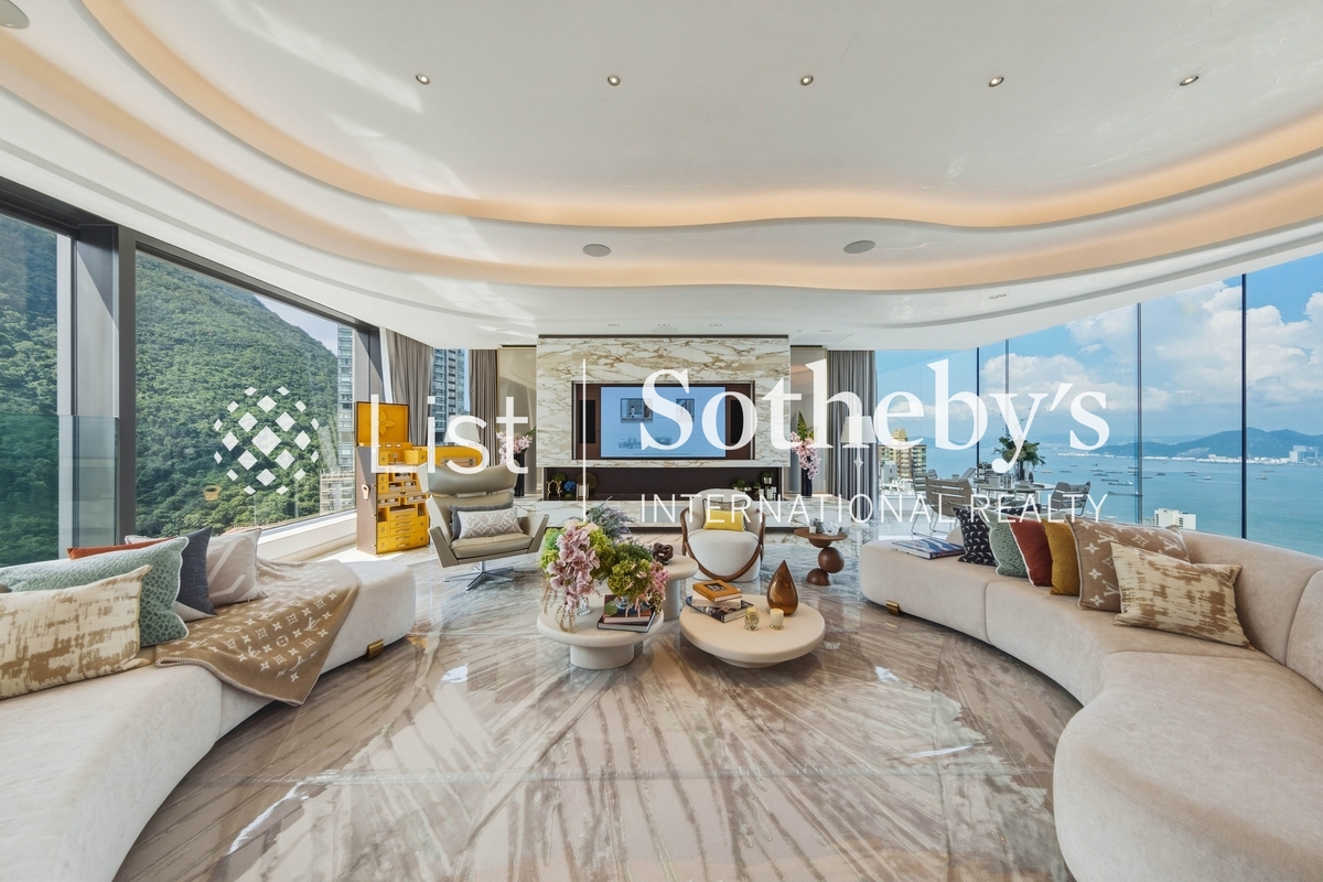 The Legacy 天御 | Living Room
