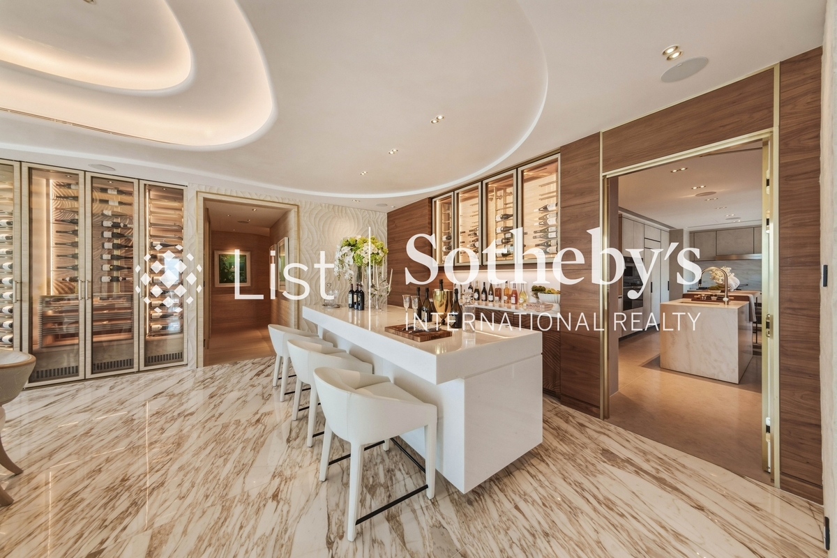 The Legacy 天御 | Bar Area