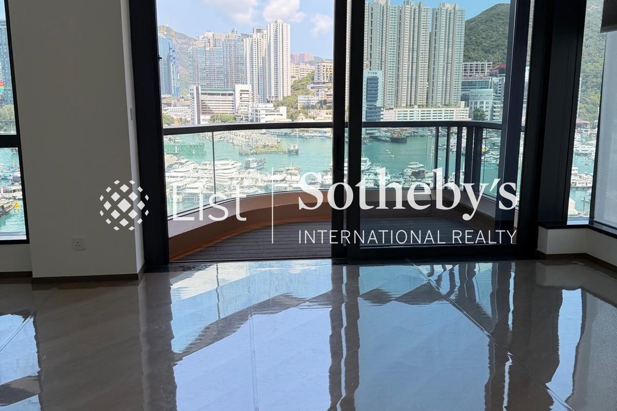 VELE 璟南 | Balcony off Living and Dining Room