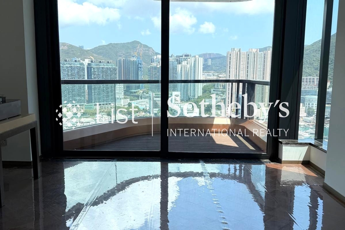 VELE 璟南 | Balcony off Living Room