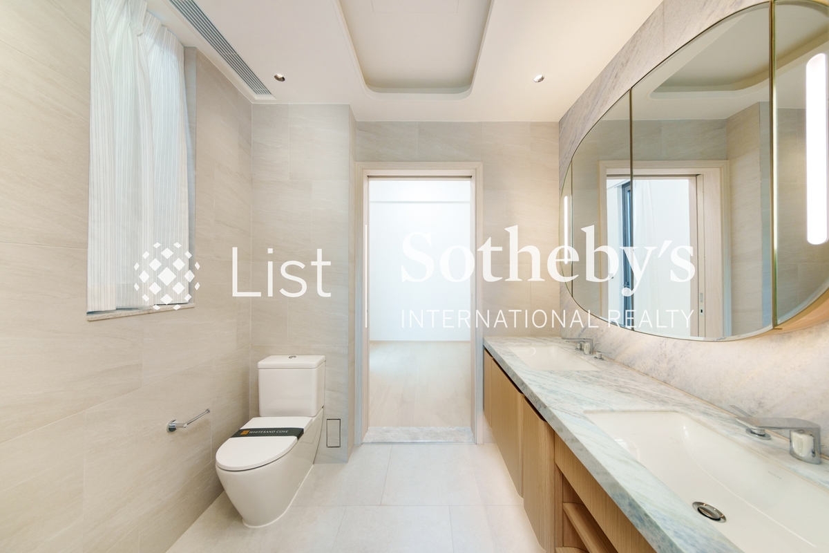 Whitesand Cove Whitesand Cove | Third Bathroom