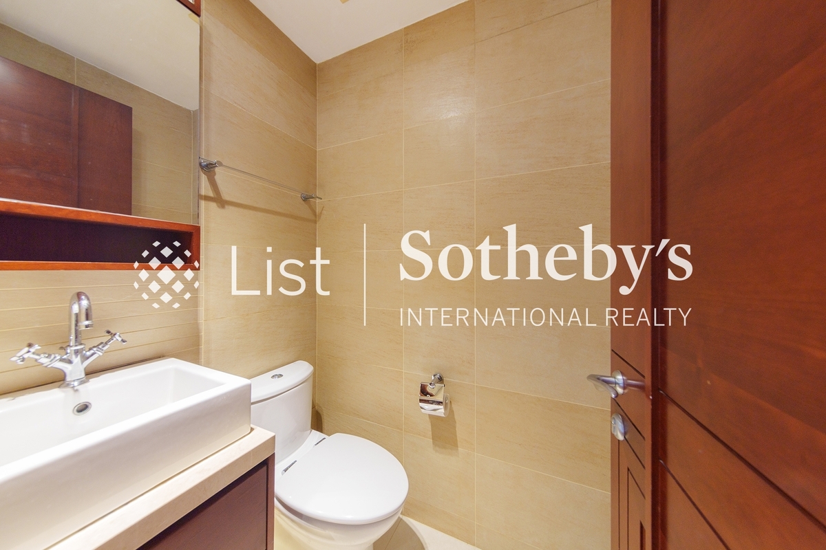 Marina Cove 匡湖居 | Guest Powder Room