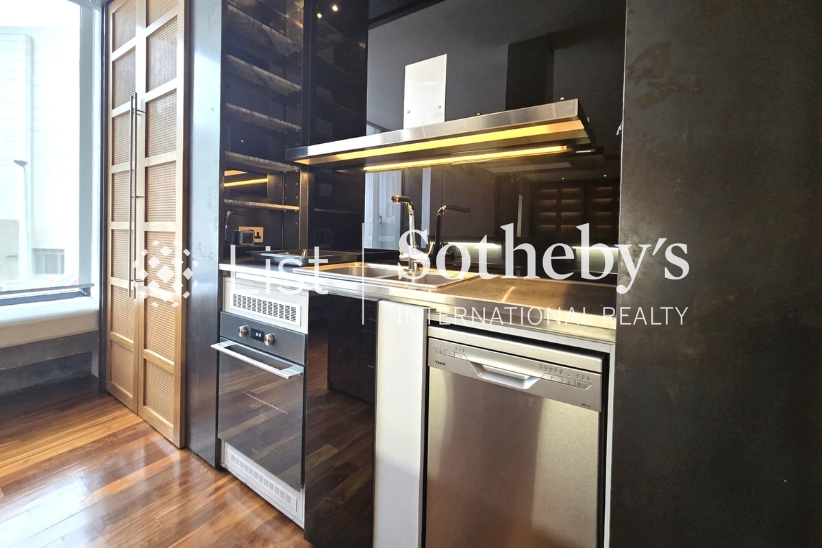 Bisney View 碧荔道47-49號 | Open Kitchen