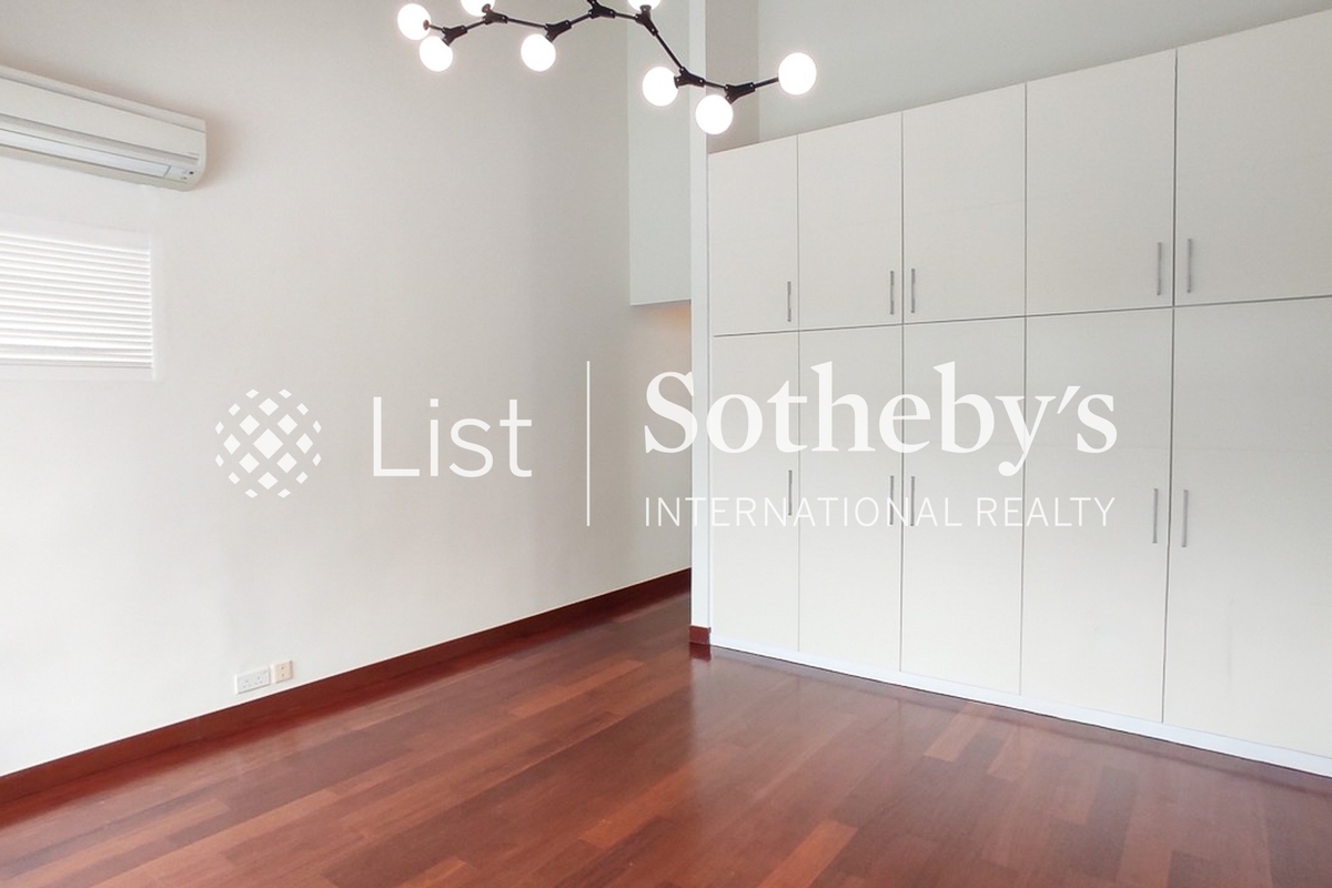 Headland Drive 朝暉徑 | Second Bedroom