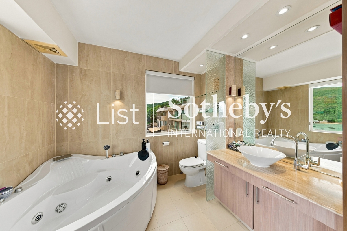 Sheung Sze Wan 相思湾 | Master Bathroom
