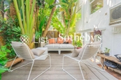 Mok Tse Che 莫遮𪨶 | Private Garden off Living Room
