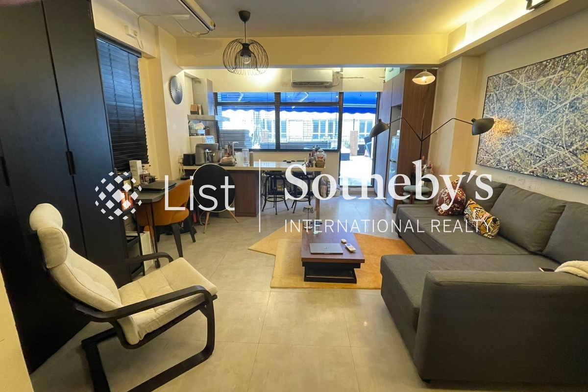 Wing Tak Mansion 永德大厦 | Living and Dining Room
