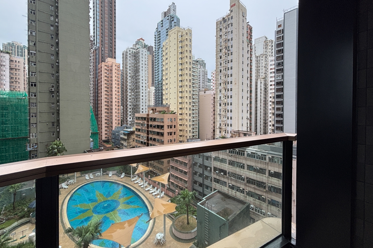 Kennedy Bay 海嵎 | Balcony off Living Room