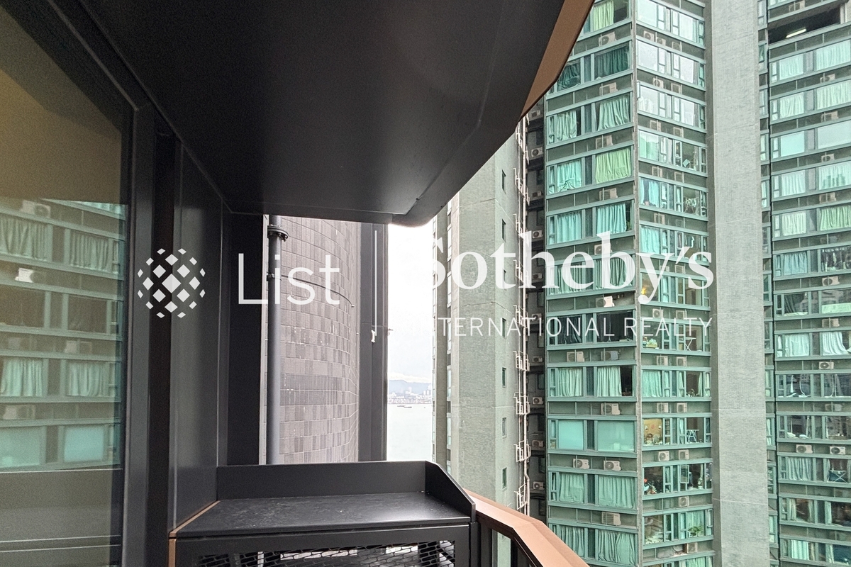 Kennedy Bay 海嵎 | Balcony off Living Room