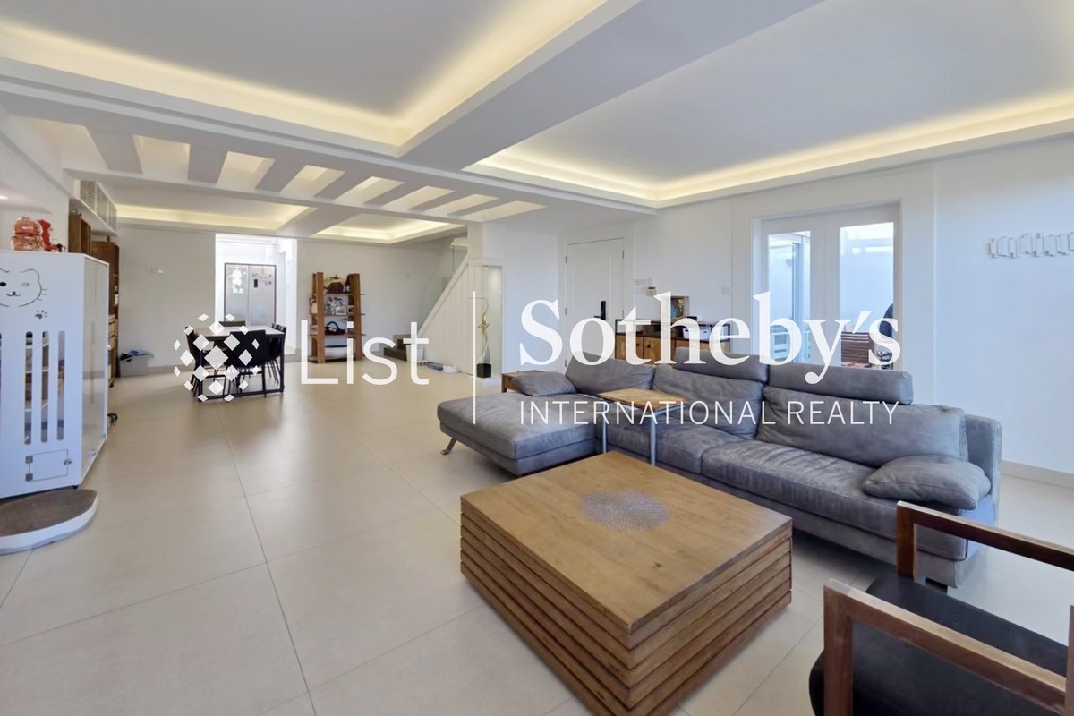 Sienna Garden 翠雅花園 | Living and Dining Room