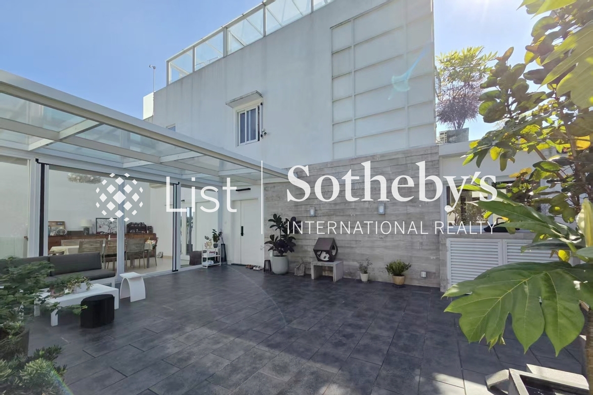 Sienna Garden 翠雅花園 | Private Garden off Dining Room