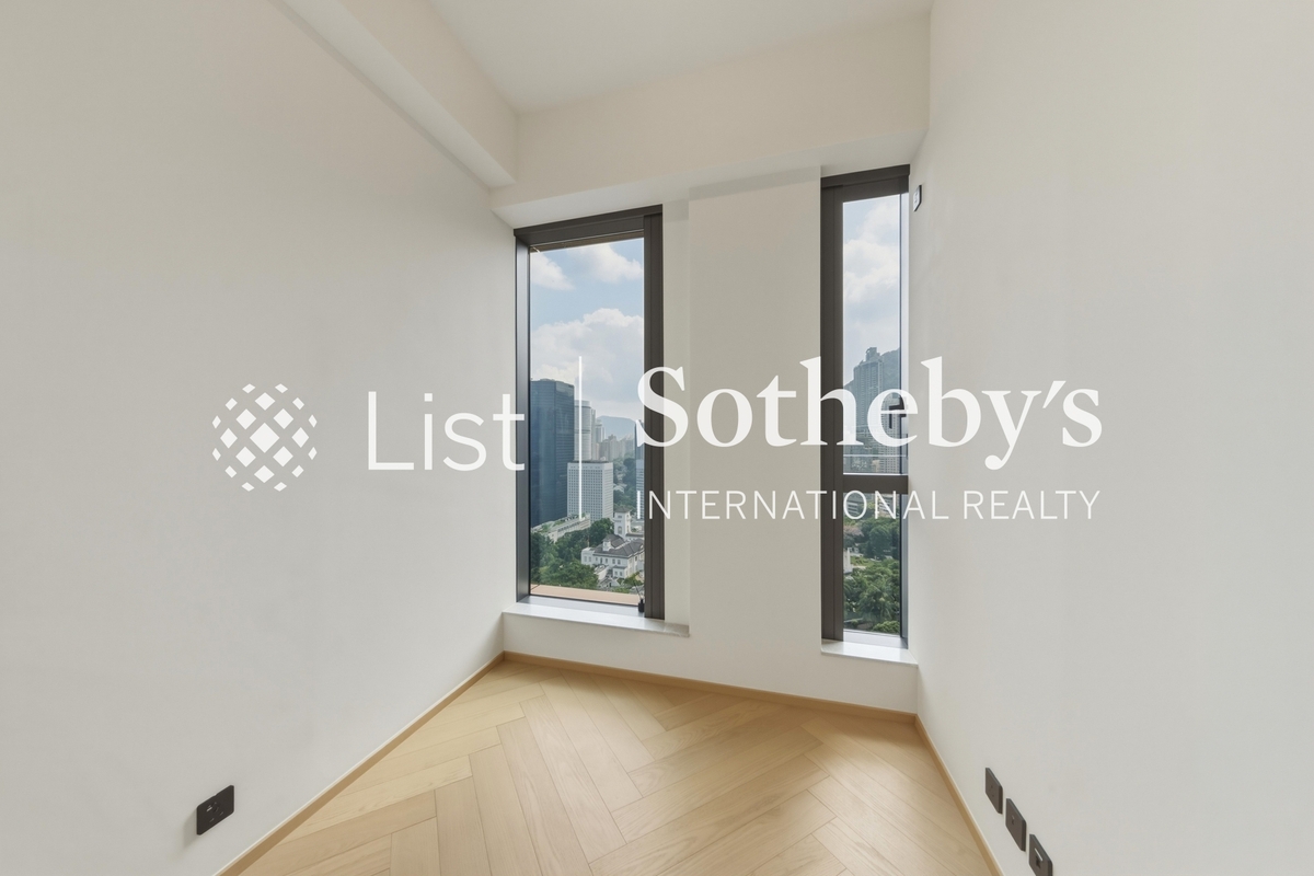 Central Residence by The Park 雅盈峰 | Second En-suite Bedroom