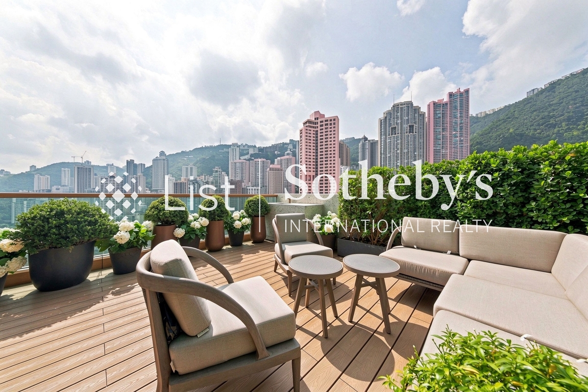 Central Residence by The Park 雅盈峰 | Private Roof Terrace