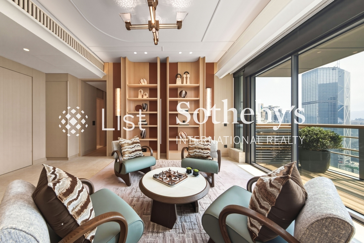 Central Residence by The Park 雅盈峰 | Living Room