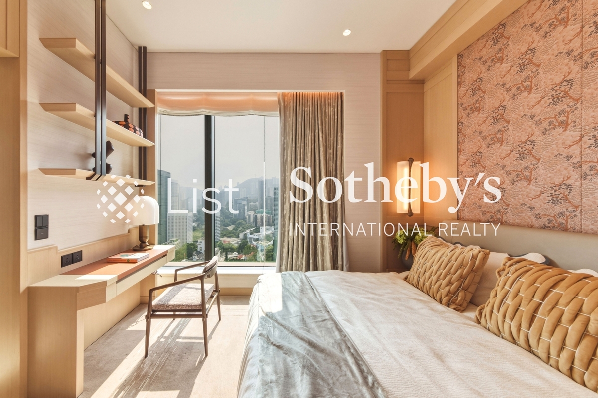 Central Residence by The Park 雅盈峰 | Third En-suite Bedroom