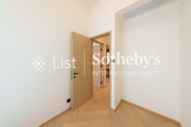 Central Residence by The Park 雅盈峰 | Third Bedroom