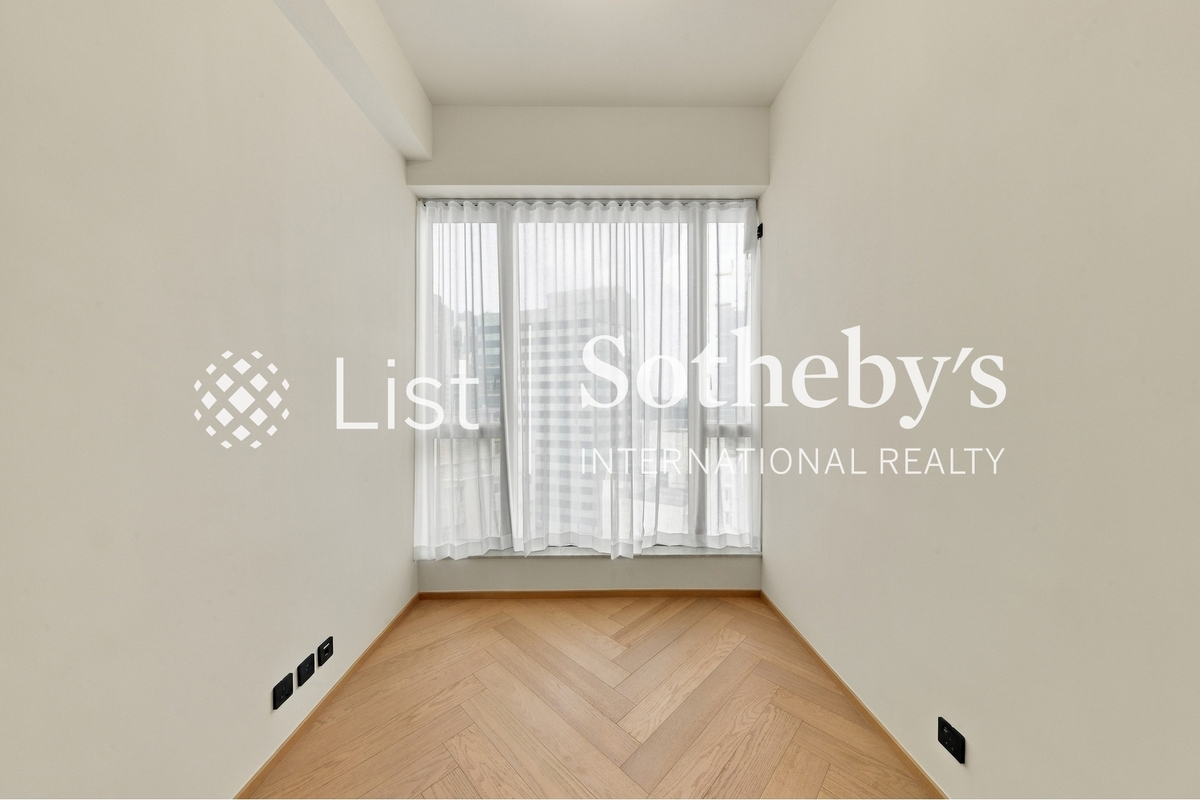 Central Residence by The Park 雅盈峰 | Second En-suite Bedroom